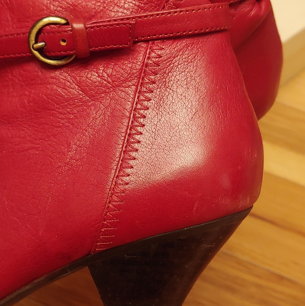 Red Leather Calf-Length Boots - EU size 40